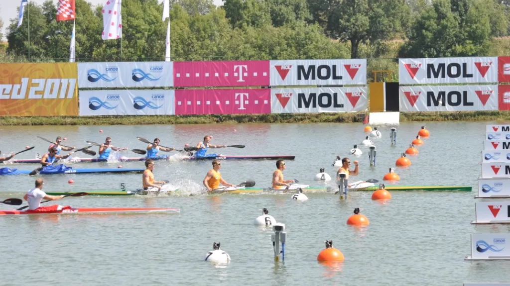 Rychlostní kanoistika