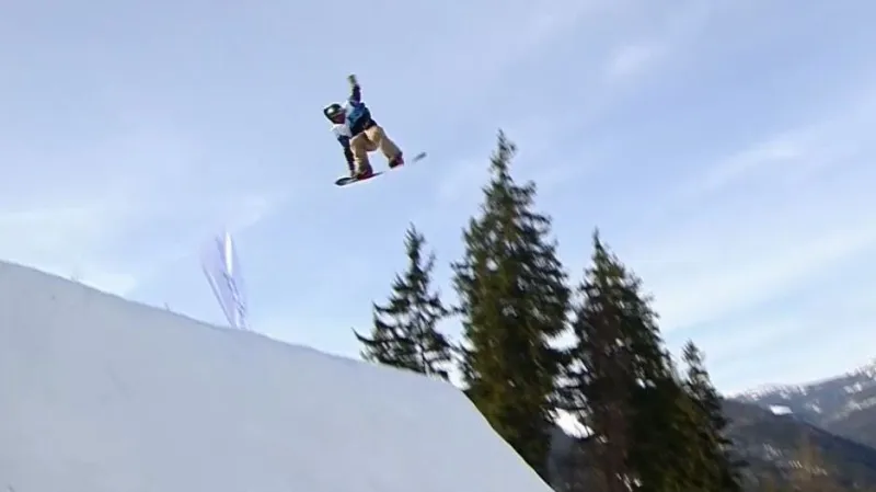 Křišťálový glóbus za slopestyle si ve Špindlerově mlýně pojistil Gerard, závod vyhrál Corning
