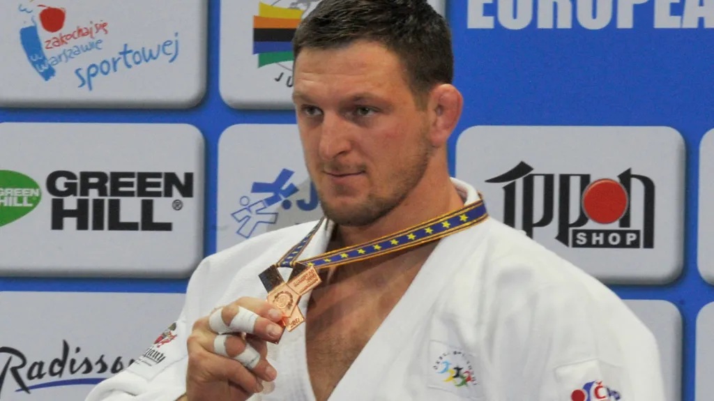 Lukáš Krpálek s bronzovou medailí z ME