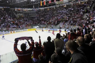 Čeští fanoušci během mistrovství světa v Bratislavě 2011