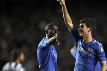 Oscar a Ramirés v dresu Chelsea