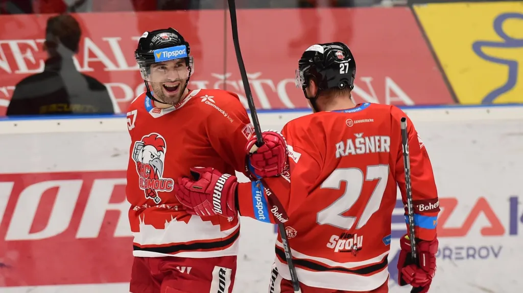 Rostislav Olesz se raduje z branky