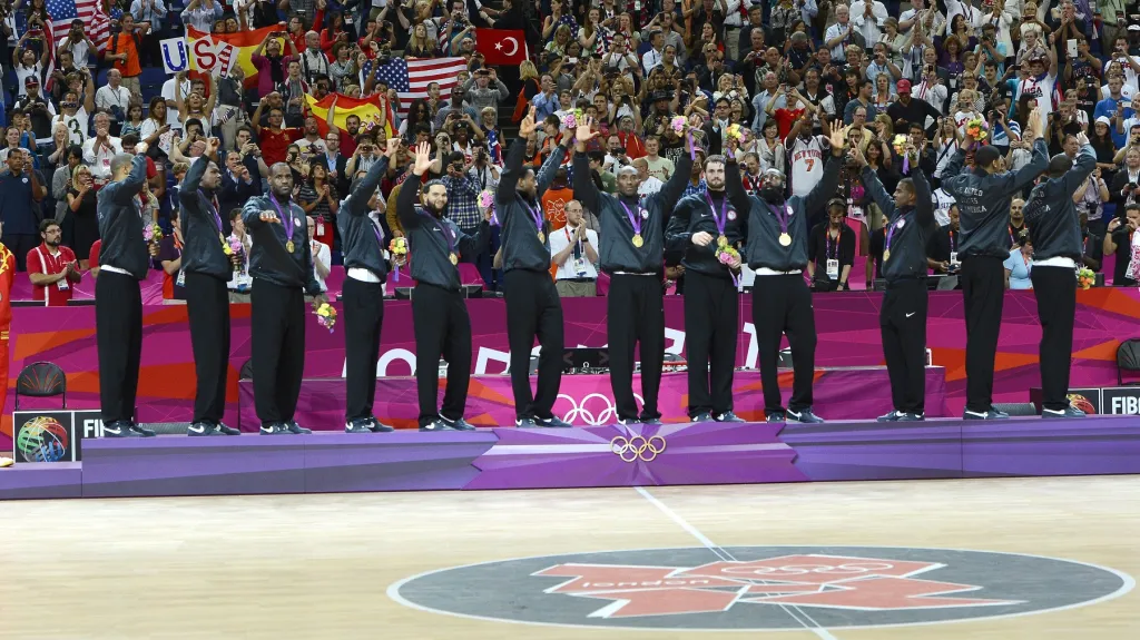 Basketbalisté USA slaví olympijské zlato