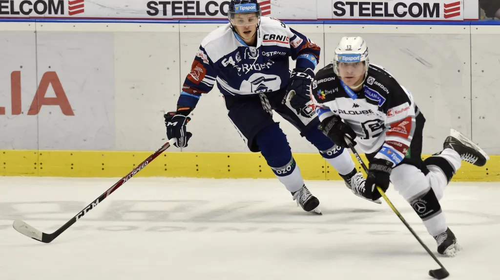 Karlovarský Jakub Lauko proti Vítkovicím