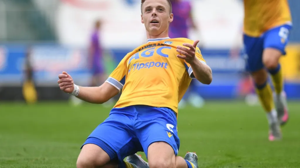 Michal Bílek z Teplic slaví gól