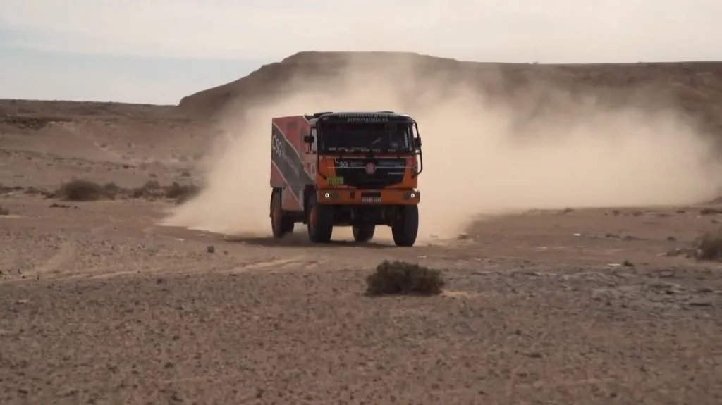 Tomeček drží vedení v závodu Africa Eco Race