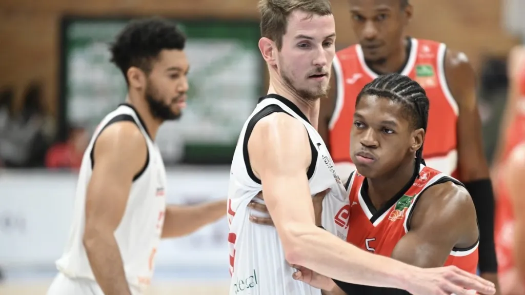 Utkání Nymburk – Pardubice