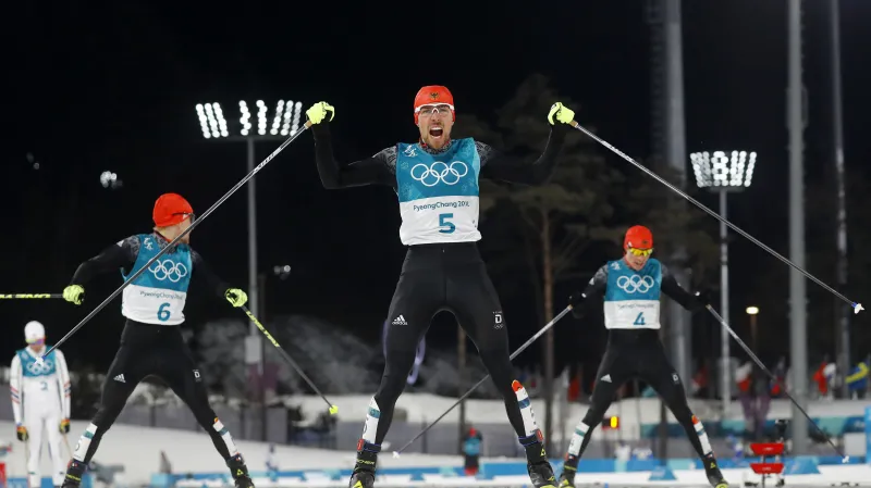 Triumfální dojezd německých sdruženářů