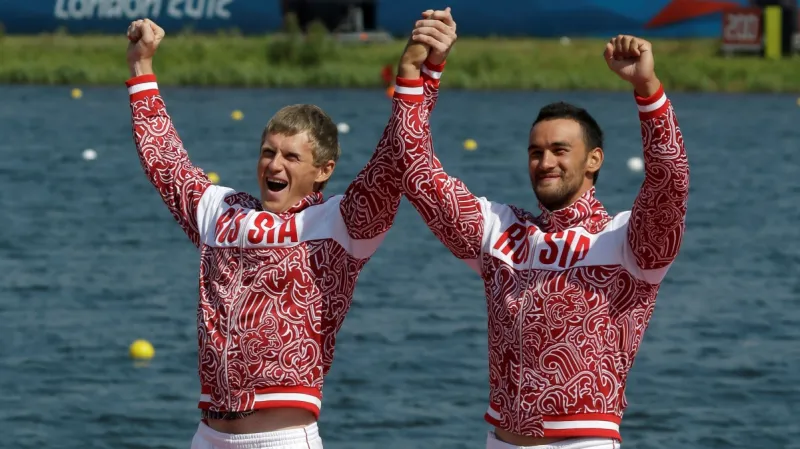 Alexandr Ďjačenko (vpravo)