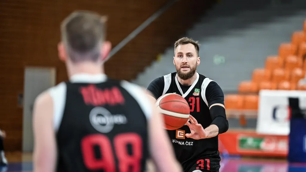 Basketbalisté Nymburku