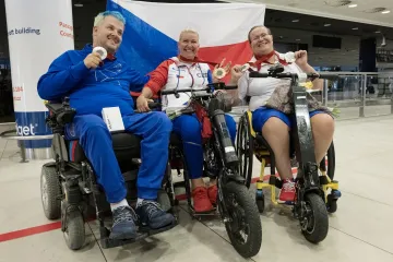 Čeští paralukostřelci po návratu z Paříže