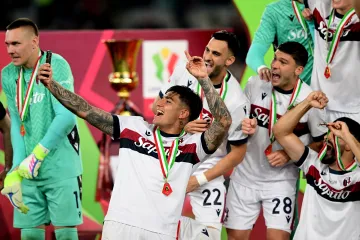 Vítězné selfie fotbalistů Boloni