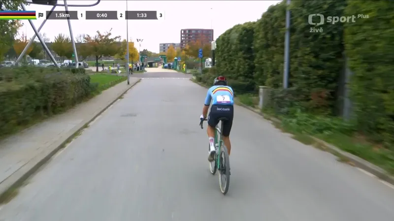 Rozhodující nástup a závěr závodu mužů na MS v gravelu