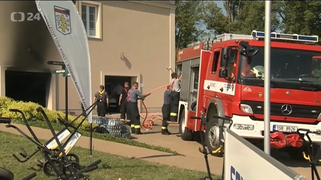 Turnaj na Roztěži zkomplikoval požár
