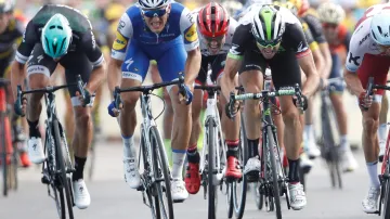 Marcel Kittel (v modrém) si podmanil i 7. etapu Tour de France