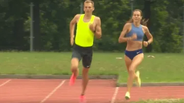 Mäki poběží v Eugene se Sasínkem o roli hlavy rodiny