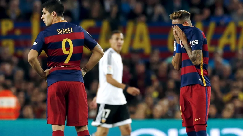 Zklamaní Suárez a Neymar