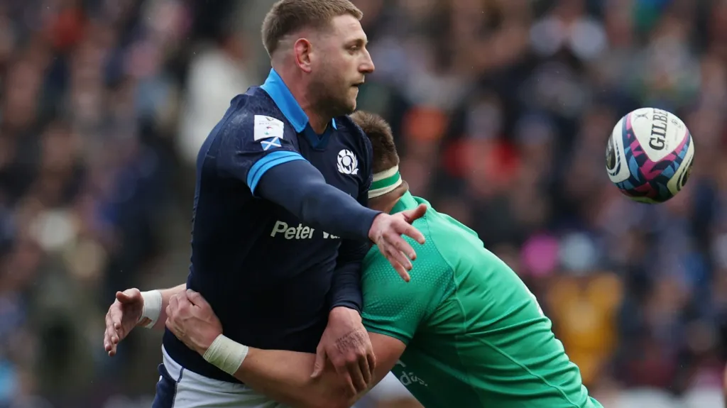 Finn Russell v utkání s Irskem