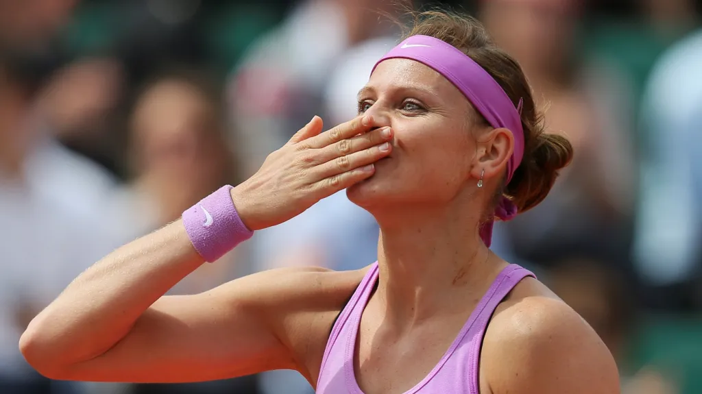 Slavící Lucie Šafářová