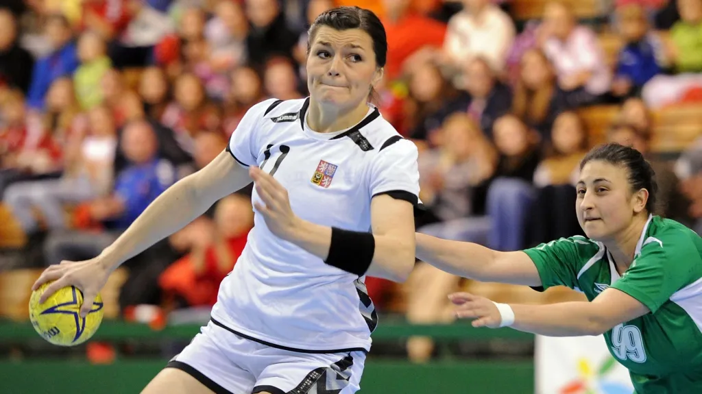 Hana Kutlvašrová v utkání s Ázerbájdžánem