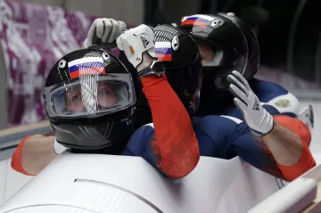 Vítězný ruský čtyřbob Alexandera Zubkova