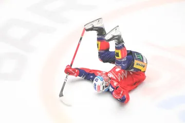 Jan Mandát se raduje z branky