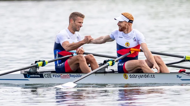 Vítězné semifinále dvojskifu lehkých vah Vraštil - Šimánek