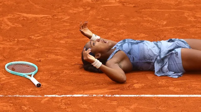 Gauffová otočila finále Roland Garros se Sabalenkovou
