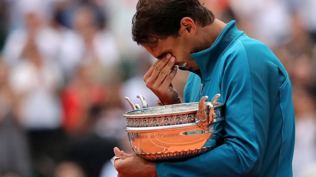 Rafael Nadal se mohl s trofejí pro vítěze pomazlit už pojedenácté