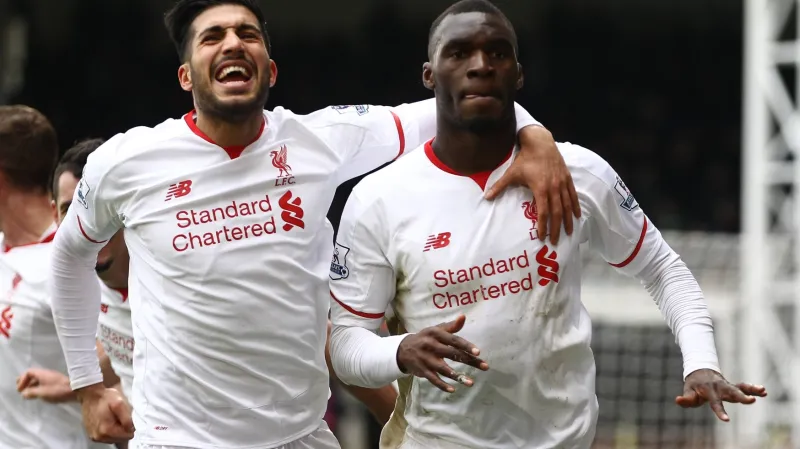 Radující se Emre Can a Christian Benteke