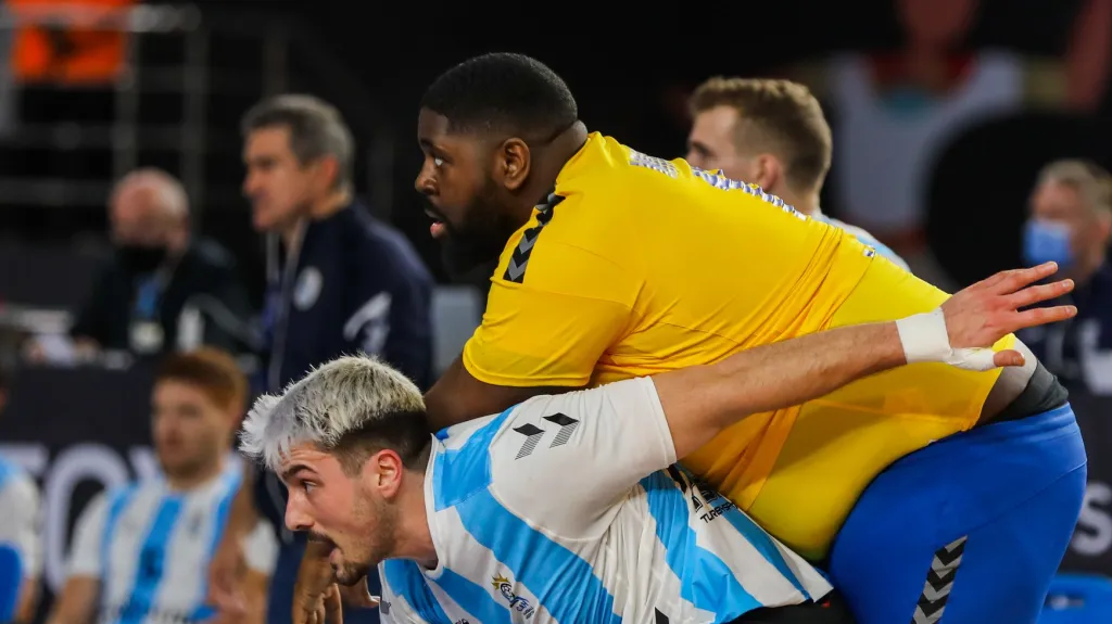 Konžský pivot Gauthier Thierry Mvumbi