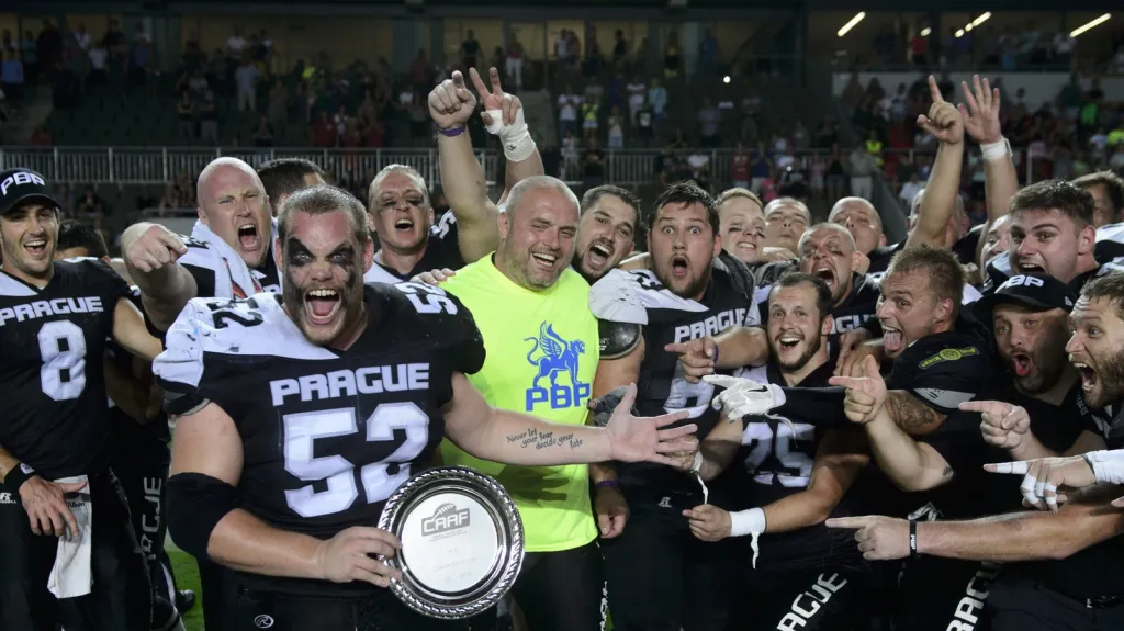 Finálová radost fotbalistů Prague Black Panthers