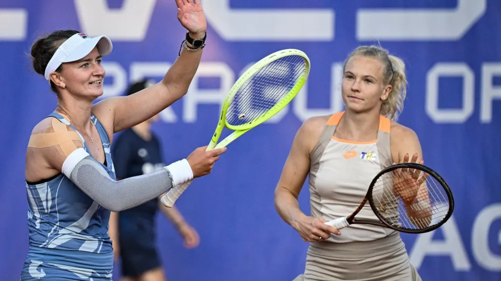 Barbora Krejčíková s Kateřinou Siniakovou