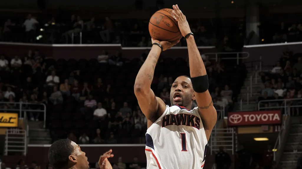 Tracy McGrady v dresu Atlanty