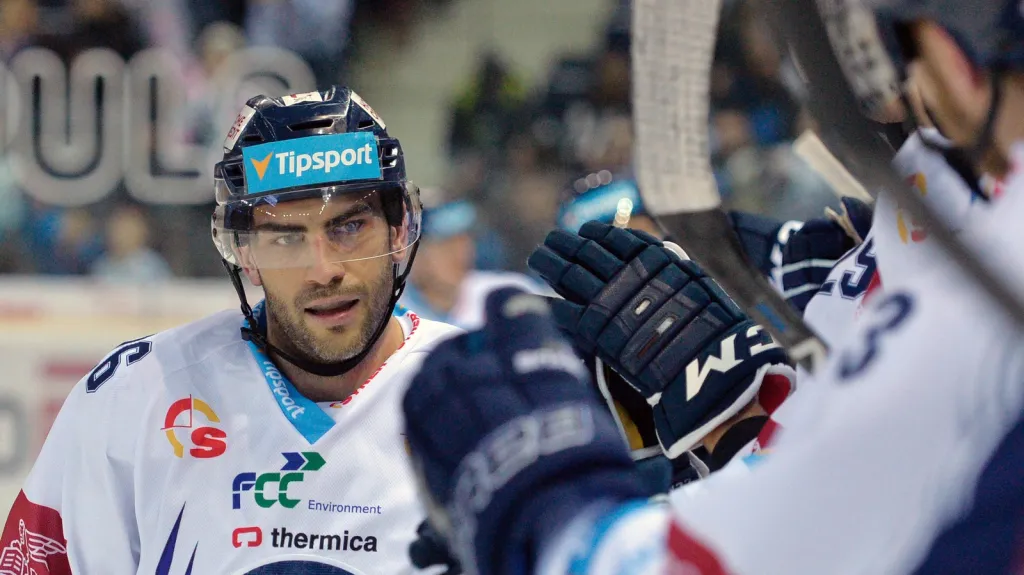 Petr Jelínek slaví gól