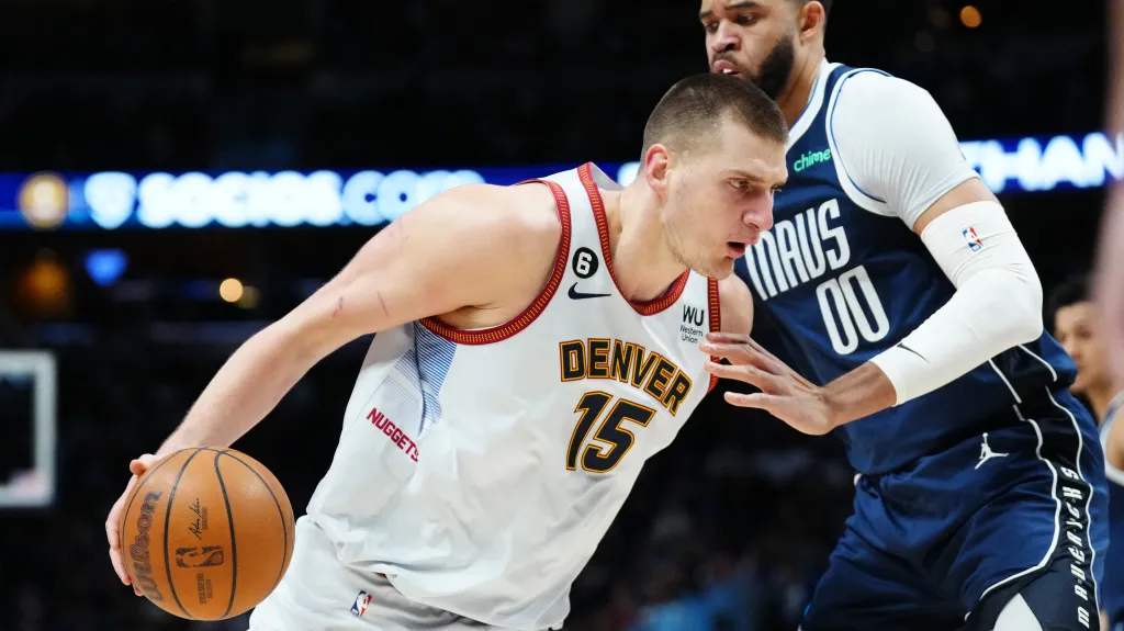 Nikola Jokič z Denveru Nuggets v akci