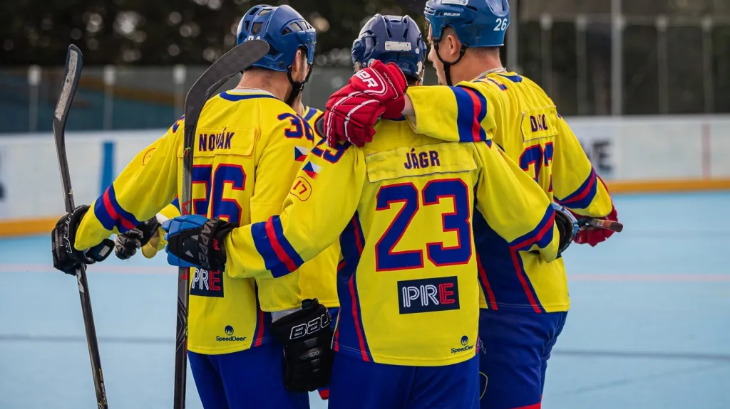 Hokejbalisté Kert Parku