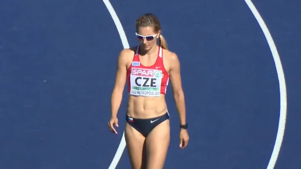 Výkony atletům v úvodním dni ME družstev komplikoval vítr