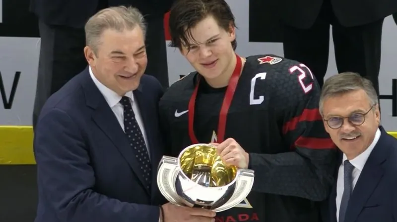 Sestřih finálového utkání Kanada – Rusko