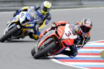 Max Biaggi (vpravo) a Michel Fabrizio