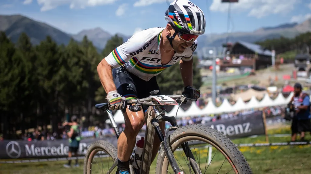 Švýcarský závodník Nino Schurter