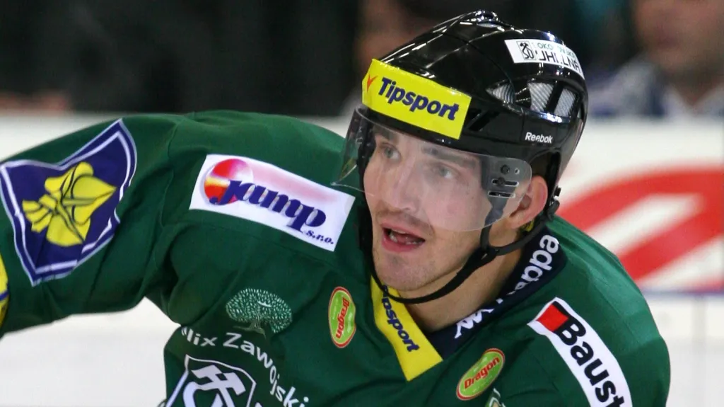 Petr Kumstát v dresu Karlových Varů