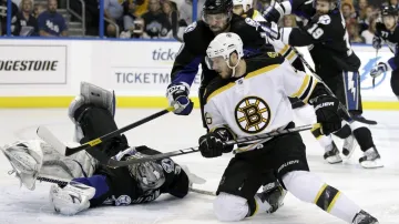 David Krejčí v utkání s Tampou