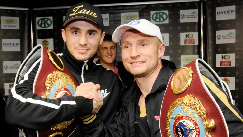 Zaurbek Bajsangurov s Lukášem Konečným