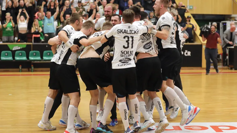 Karvinští házenkáři získali mistrovský titul