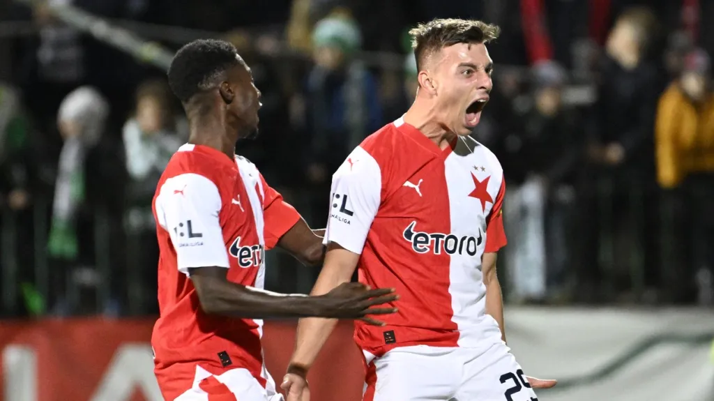 Michal Tomič se raduje z gólu