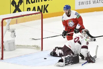 Hynek Zohorna se raduje z gólu na mistrovství světa