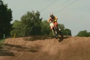 Motokrosař Kovář bodoval v Jiníně