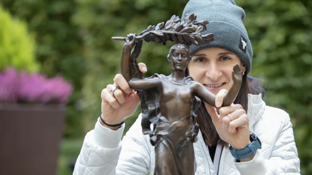 Martina Sáblívková s Cenou Jiřího Stanislava Gutha-Jarkovského