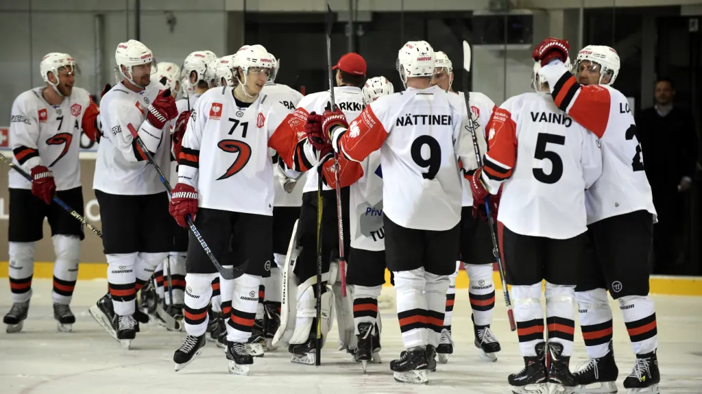 Radující se hokejisté Jyväskylä
